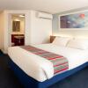 Отель Travelodge Cambridge Orchard Park, фото 6