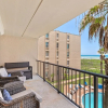 Отель Beach House Unit #302 2 Bedroom Condo by RedAwning, фото 18