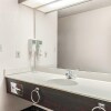 Отель Econo Lodge Inn & Suites, фото 9