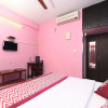 Отель Oyo 4342 Lloyds Nest, фото 14