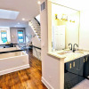 Отель Massive Foggy Bottom Townhouse #1084 3 Bedrooms 2.5 Bathrooms Apts, фото 14