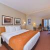 Отель Comfort Suites Chincoteague Island Bayfront Resort, фото 3