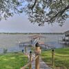 Отель Lakefront Granbury Getaway: Boat, Swim & Fish, фото 22