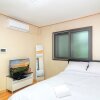 Отель Hostel KW Sinsa в Сеуле