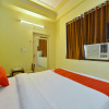 Отель OYO 12957 Hotel Silver Plaza, фото 2