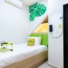 Отель Urbanview Hotel R House Batam by RedDoorz, фото 8