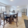 Отель Modern 3-bedroom Oshawa Home, фото 12