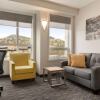 Отель Howard Johnson Kelowna, фото 8