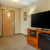 Отель Quality Inn & Suites, фото 19