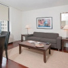 Отель Oakwood Residence Sixth Avenue, фото 5