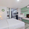 Отель Best Homey And Nice Studio At Bintaro Icon Apartment, фото 4