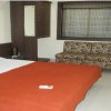 Отель Vista Rooms at Bapu Gandhi Nagar, фото 2