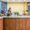 Отель Rodeway Inn & Suites, фото 12