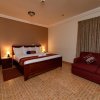 Отель Mahogany Lodge, Cantonments, фото 48