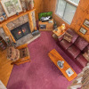 Отель Mountain Top - Two Bedroom Cabin, фото 2