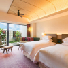 Отель Sheraton Okinawa Sunmarina Resort, фото 3