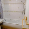 Отель Lovely 1-bedroom apartment with free parking, фото 7