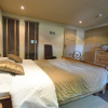 Отель Posh Holiday Home in Alphen with Hot Tub, фото 3