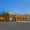 Отель Ramada by Wyndham Fredericton во Фредериктоне