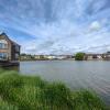 Отель *NEW* Stunning EMSWORTH HARBOUR 3 Bedroom House, фото 17