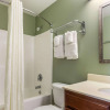 Отель Suburban Extended Stay Hotel North - Ashley Phosphate, фото 8