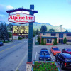 Отель Alpine Inn & Suites, фото 26