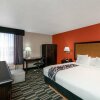 Отель La Quinta Inn & Suites by Wyndham Memphis Airport Graceland, фото 6