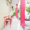 Отель RedDoorz Syariah near Suncity Mall Sidoarjo, фото 19