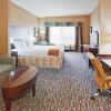 Отель Holiday Inn Express & Suites Salinas, an IHG Hotel в Салинасе