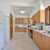 Отель Close to Amenities, Free air Conditioning and Wi-fi, фото 6