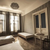 Отель Travellers Inn Hostel, фото 6