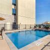 Отель Comfort Suites San Antonio Ft. Sam Houston/SAMMC Area, фото 9