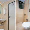 Отель Capital O 23097 Iris Suites, фото 8