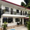 Отель Housereef Dive Hostel в Дюмагете