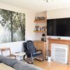 Отель 2 Bedroom Property in Tooting, фото 2