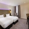 Отель Premier Inn Woking Town Centre, фото 6