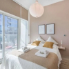 Отель Cozy 1BR with balcony sea view, фото 3
