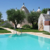 Отель Luxury Trulli Terrarossa With Pool, фото 1