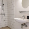 Отель Sanders Canal - Chic 2-bdr Apt in Arhus Center, фото 9