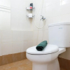 Отель Strategic and Cozy 2BR Bassura City Apartment, фото 10