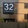 Отель Grandi 32 в Сеграте