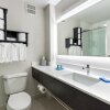Отель Comfort Inn & Suites Downtown, фото 10