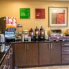 Отель Comfort Inn & Suites Franklin East, фото 18
