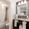Отель Clarion Inn & Suites Across From Universal Orlando Resort, фото 10