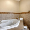 Отель Quality Inn & Suites, фото 8