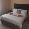 Отель Haithoms Self Catering Palapye, фото 6