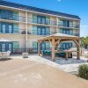 Отель Clarion Inn & Suites Central Clearwater Beach, фото 34