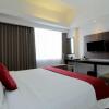 Отель The Sun Hotel Madiun, фото 30