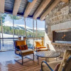 Отель Chalet Tenmile Views Home, фото 15