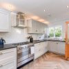 Отель Stunningly Decorated 3 Bed Family Home in Hammersmith, фото 4